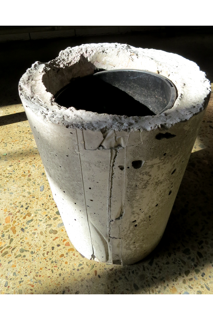 Medium Cement Pot